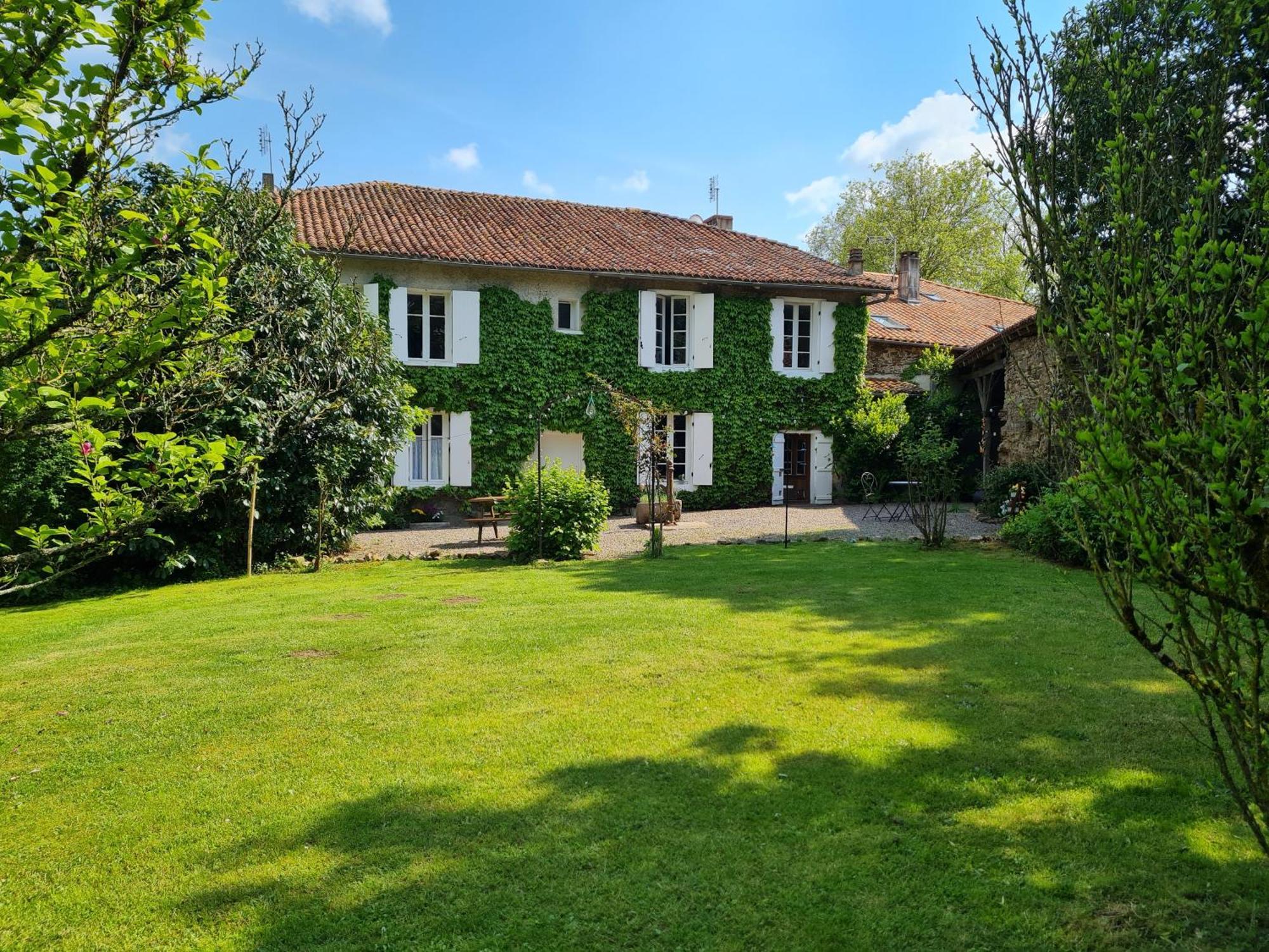 Fleur de Lys Bed and Breakfast Ansac-sur-Vienne Eksteriør billede